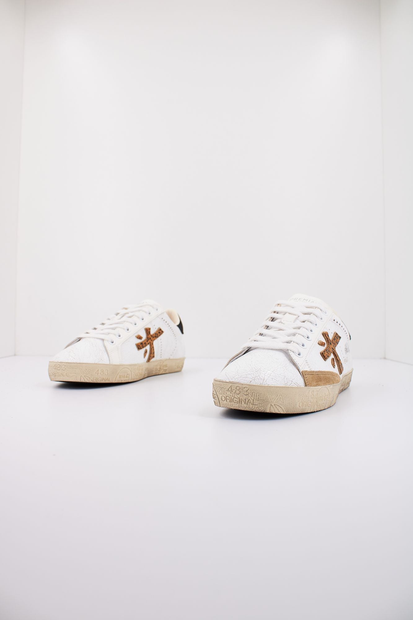 PREMIATA STEVEND 6660 en color BLANCO (2)