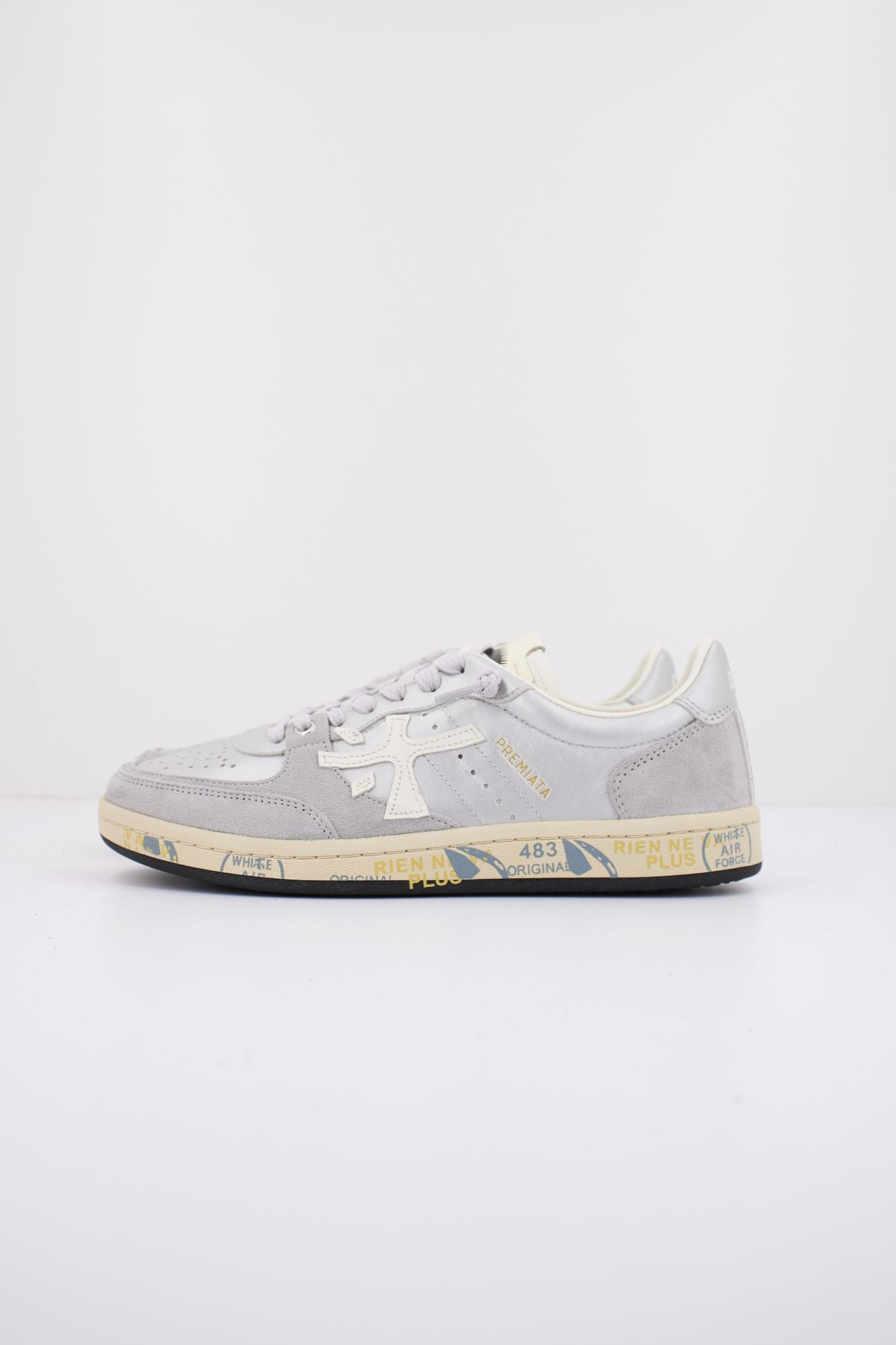 PREMIATA BSKT CLAYD 6782 en color PLATA (1)