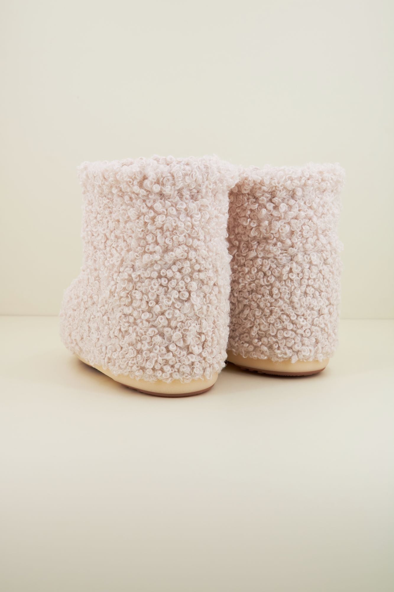 MOON BOOT MB ICON LOW FAUX CURLY en color BLANCO (3)