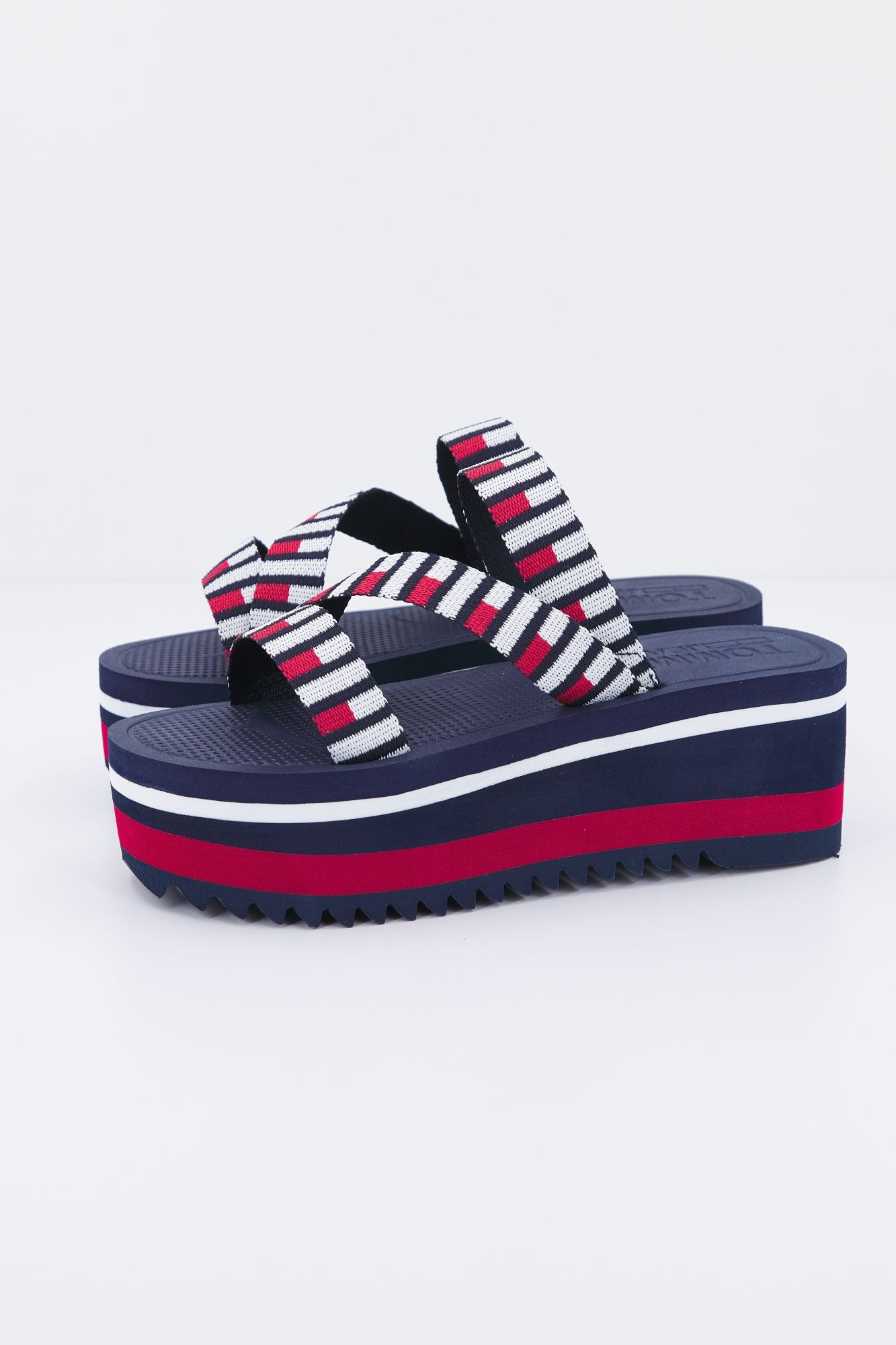 TOMMY JEANS FLAG WEBBING FLATFORM MU en color AZUL (1)