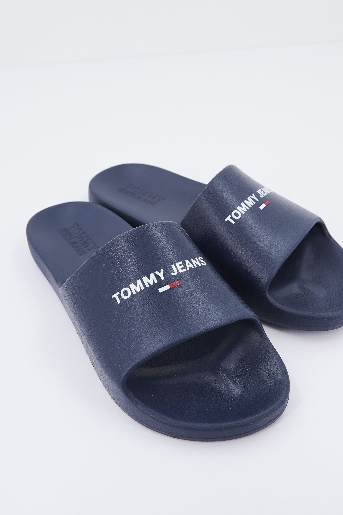 TOMMY JEANS EM0EM00978 en color AZUL (1)