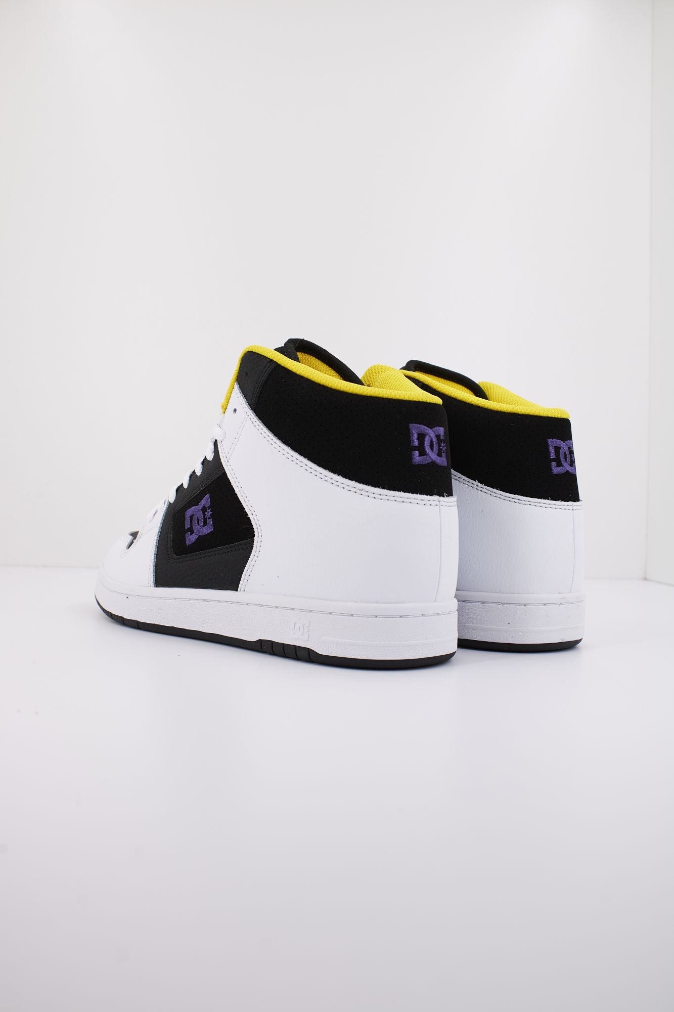 DC MANTECA 4 HI en color NEGRO (3)