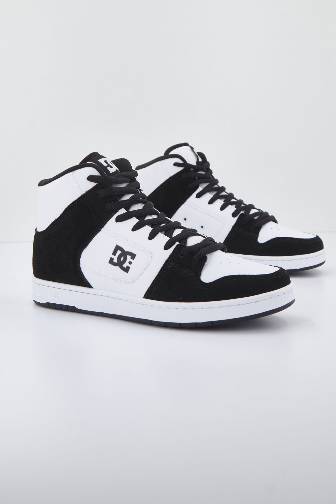 DC 136426 en color BLANCO (1)