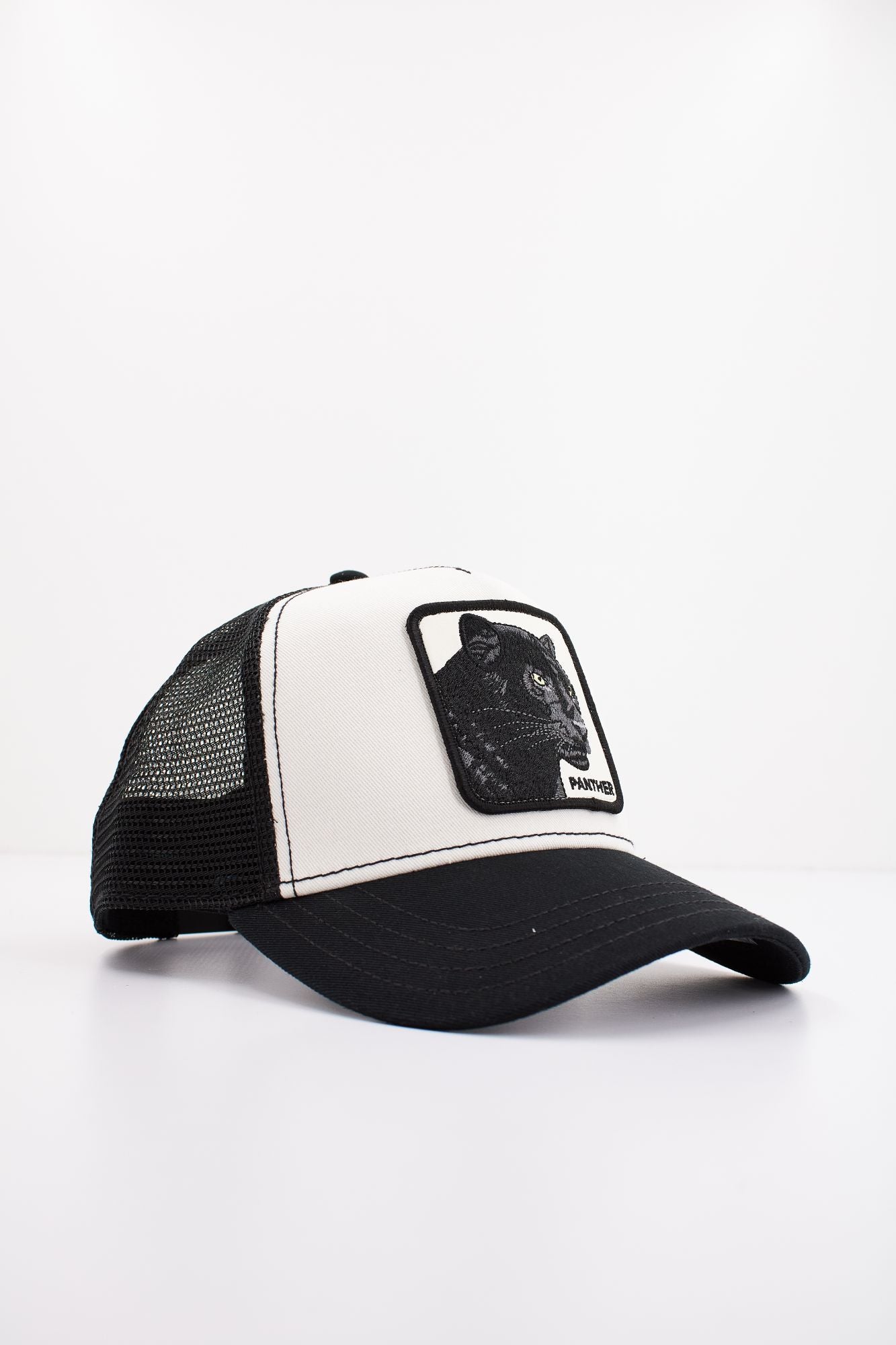 GOORIN BROS THE PANTHER en color BLANCO (2)