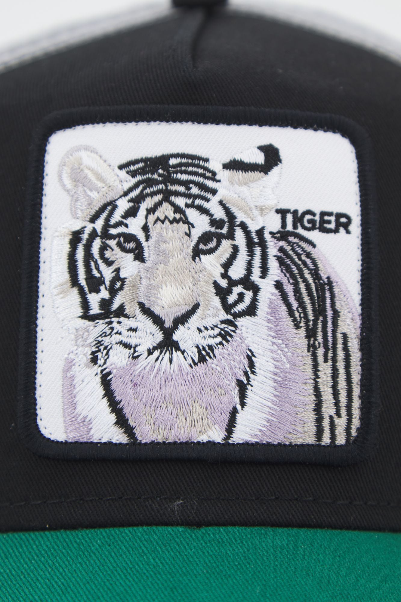 GOORIN BROS THE WHITE TIGER en color VERDE (4)