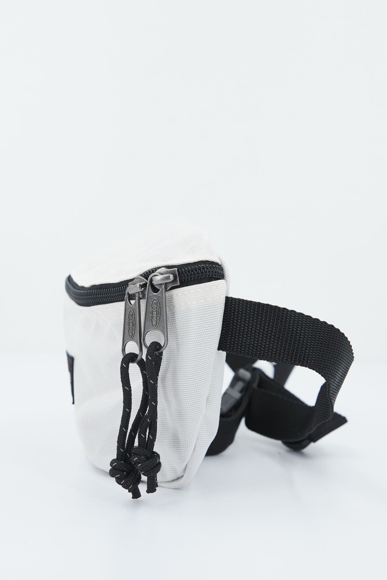 EASTPAK SPRINGER en color BEIS (2)