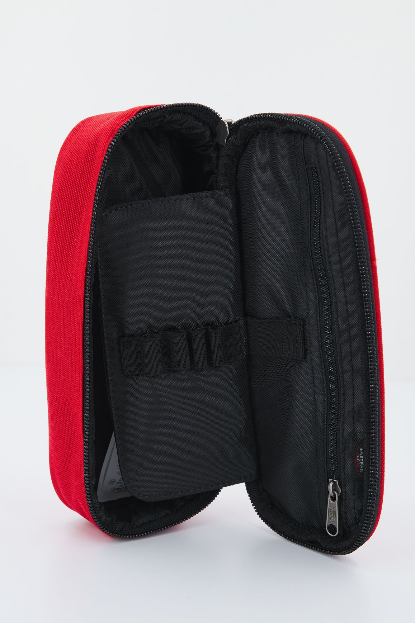 EASTPAK OVAL SINGLE en color ROJO (4)