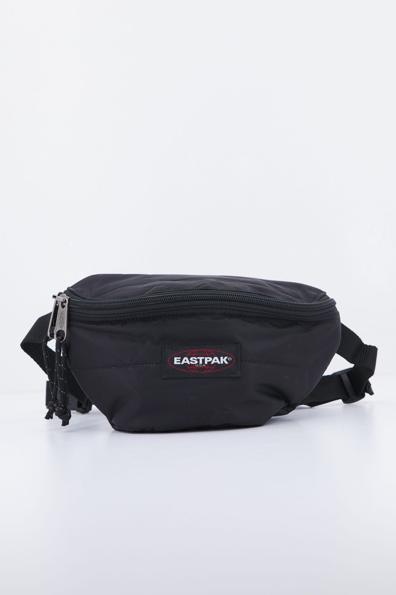 EASTPAK SPRINGER en color NEGRO (1)