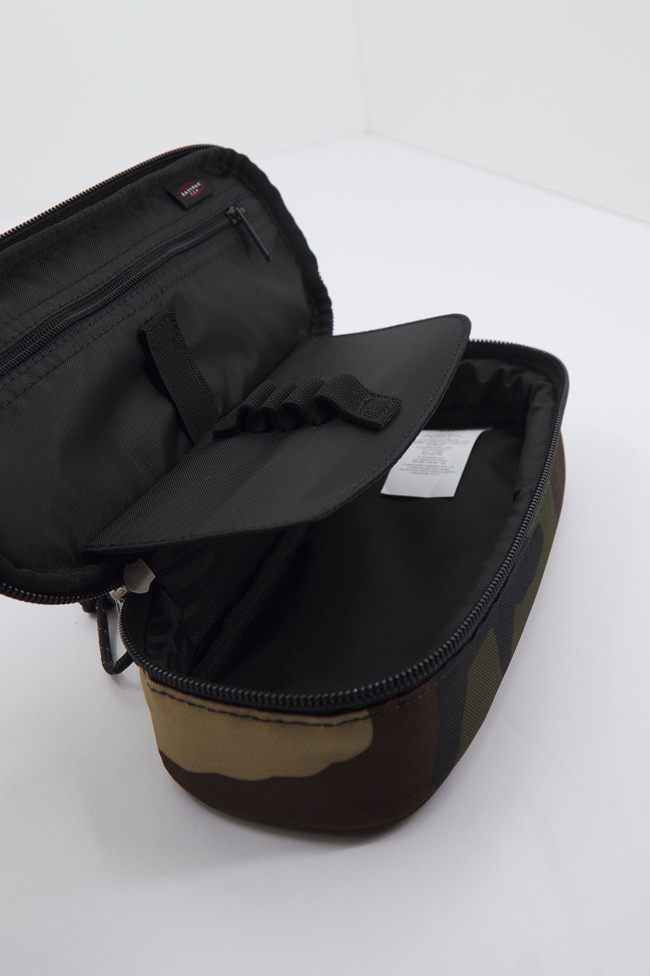 EASTPAK EK0007171811 OVAL SINGLE en color VERDE (3)