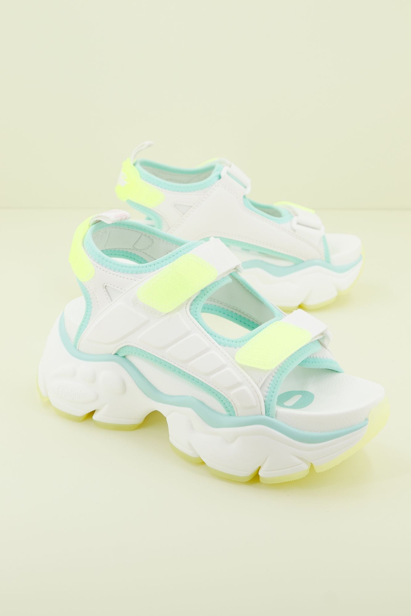BUFFALO BINARY TRACK en color BLANCO (2)