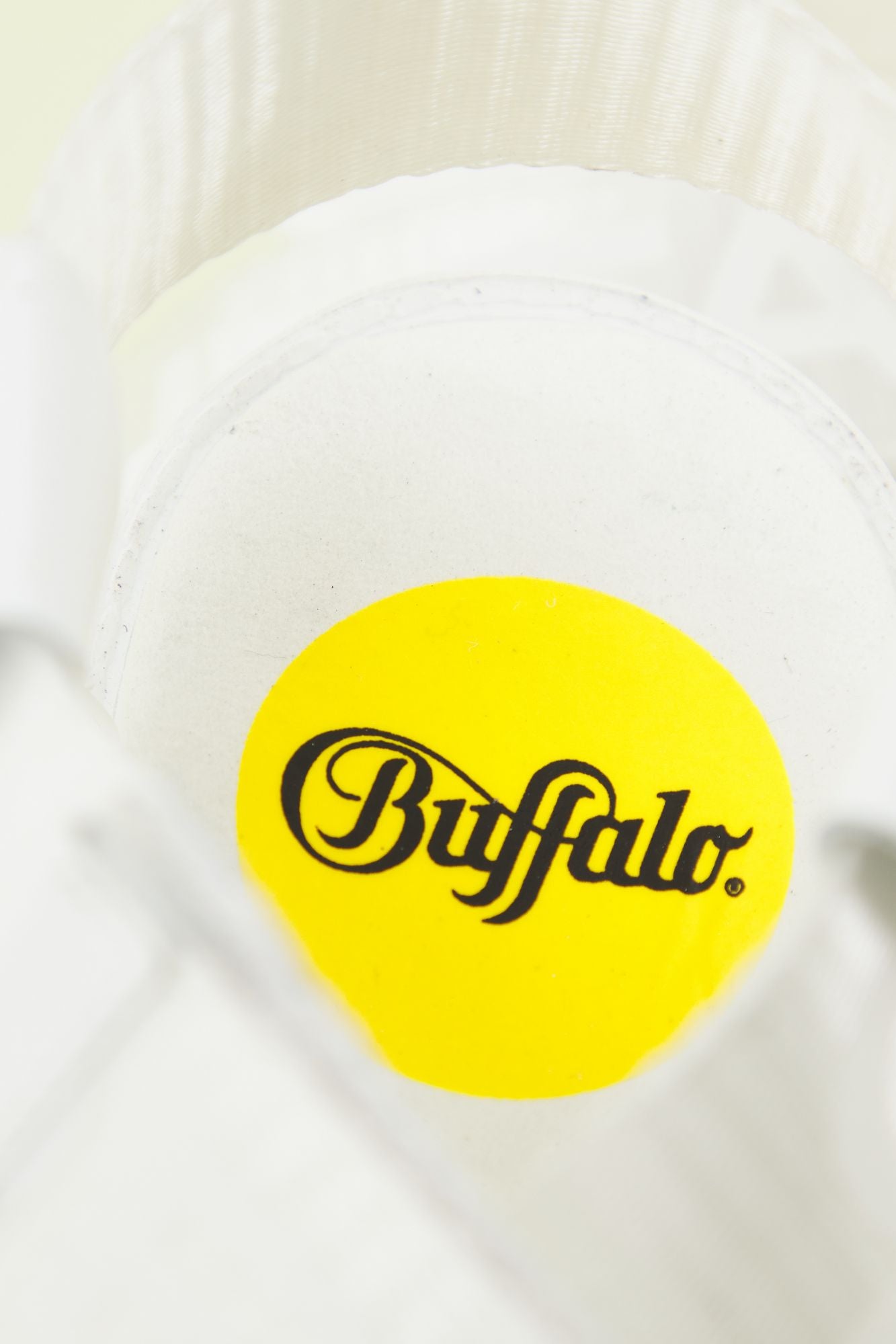 BUFFALO CLASSIC SND en color BLANCO (4)