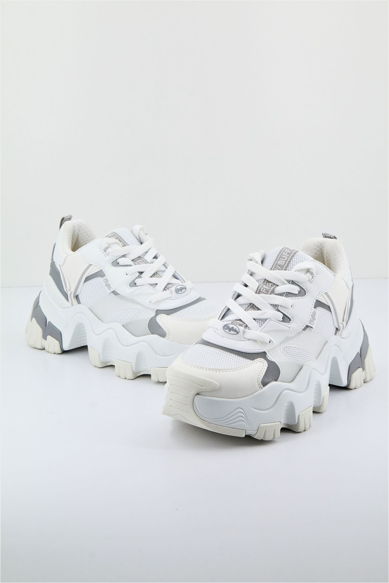 BUFFALO NORION en color BLANCO (1)