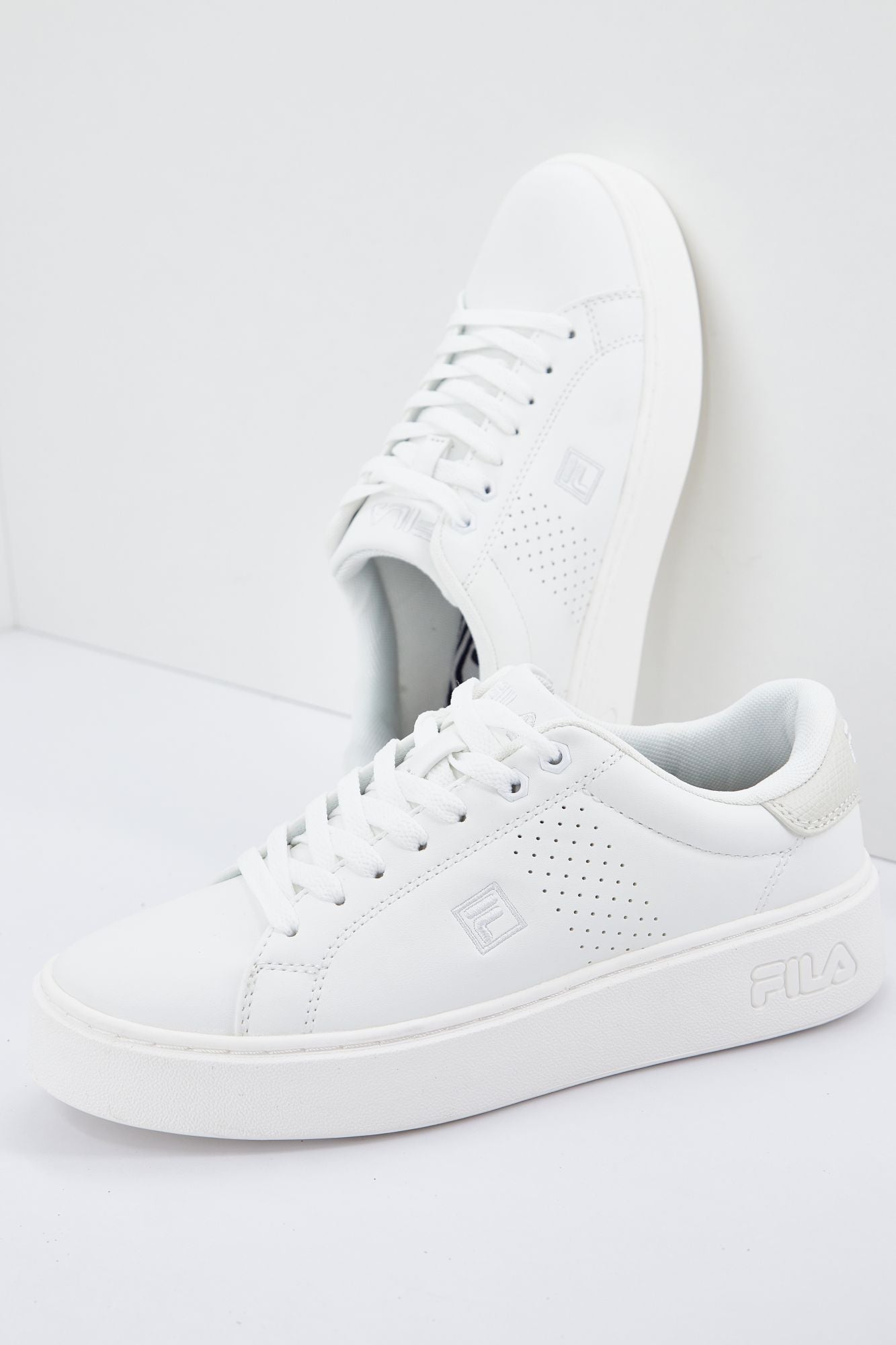 FILA CROSSCOURT ALTEZZA A WMN en color BLANCO (1)