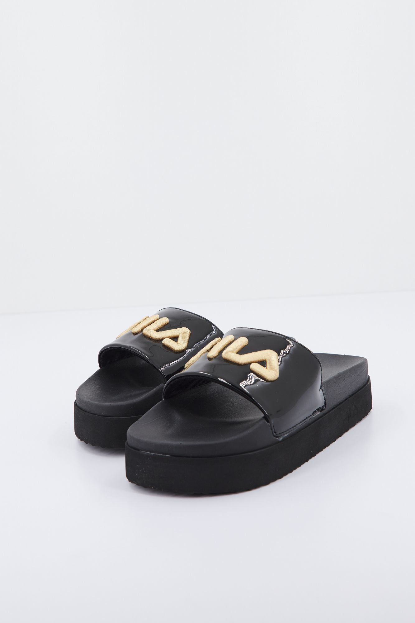 FILA MORRO BAY ZEPPA F WNN en color NEGRO (2)