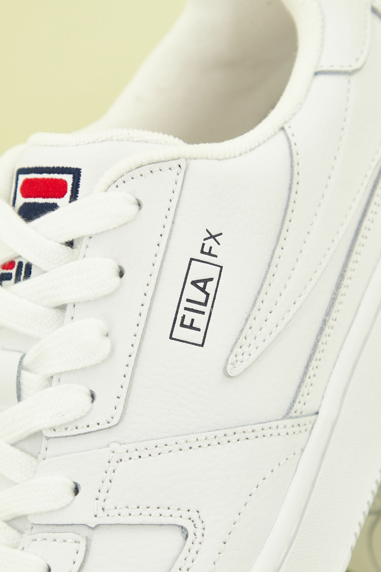 FILA FXVENTUNO L en color BLANCO (4)
