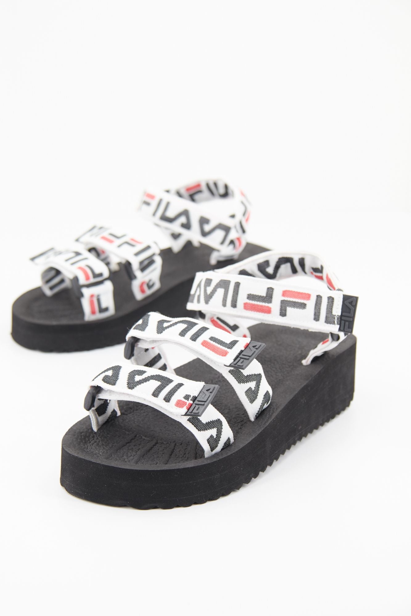 FILA TOMAIA LOGO en color BLANCO (1)