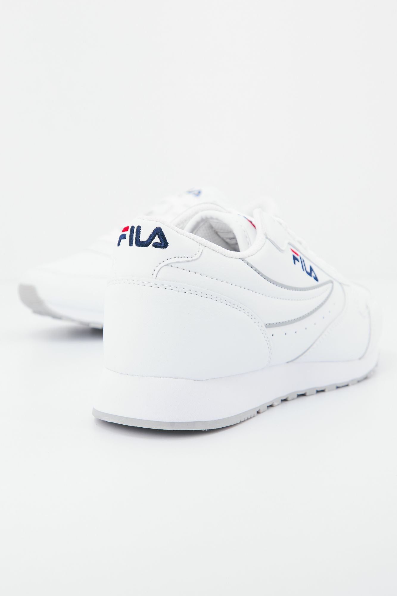 FILA ORBIT LOW WMN en color BLANCO (3)