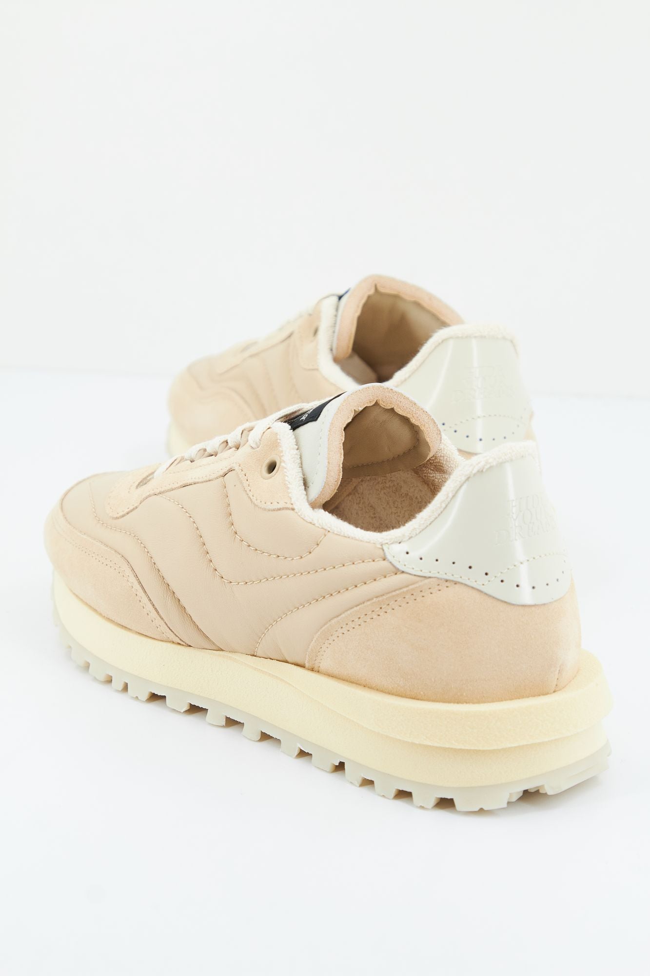 HIDNANDER TENKEI en color BEIS (3)