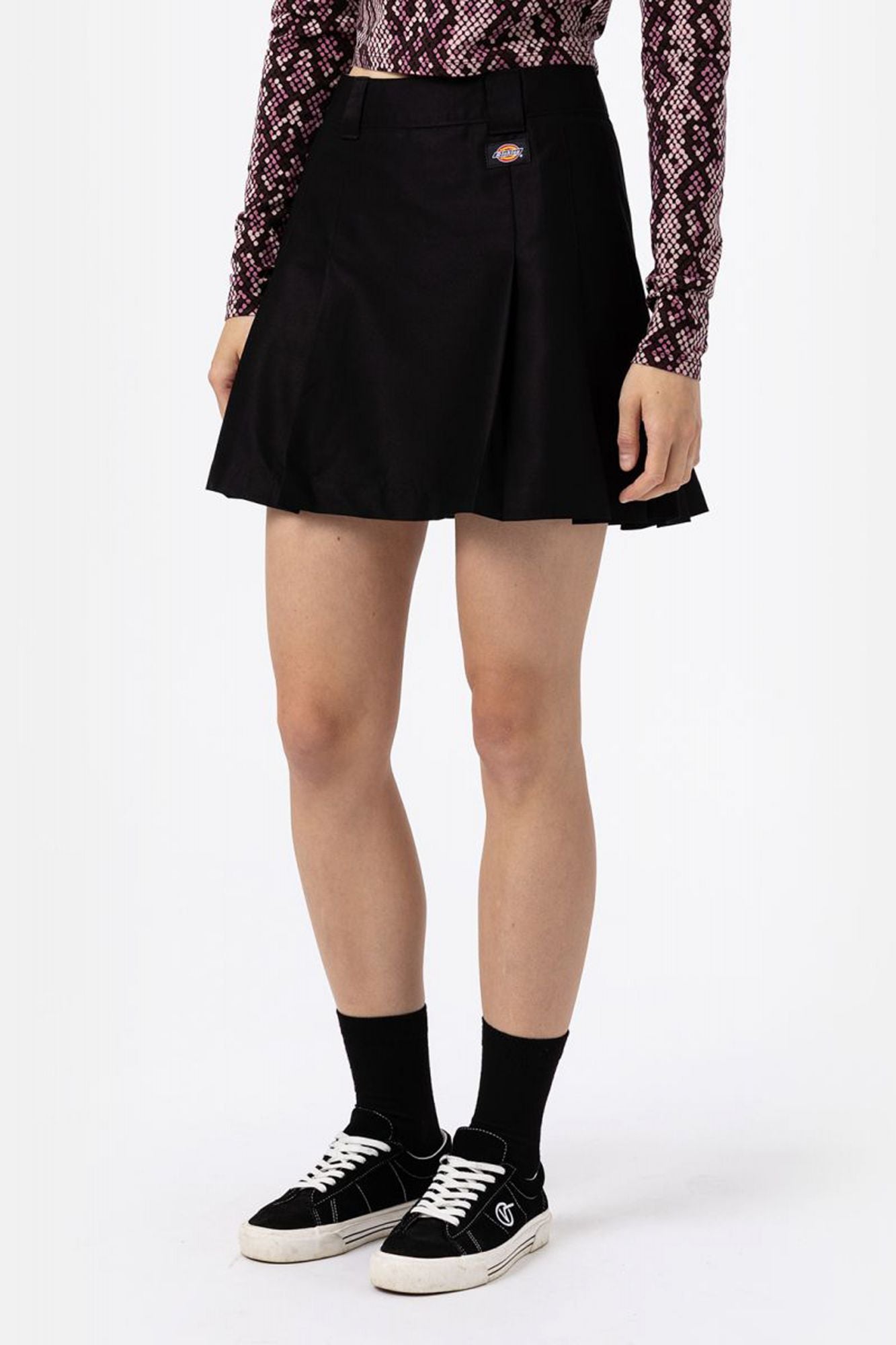 DICKIES ELIZAVILLE SKIRT en color NEGRO (1)