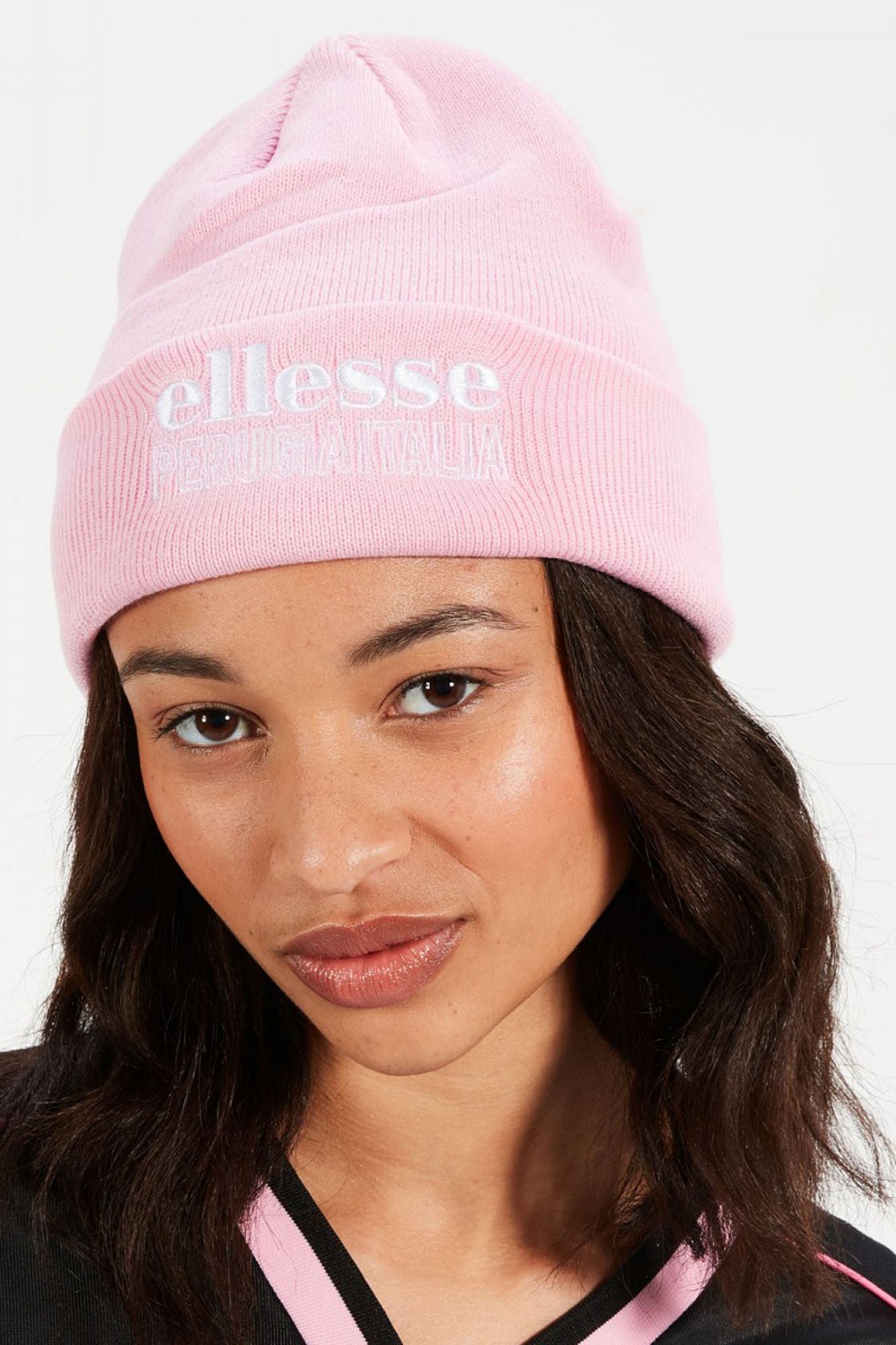 ELLESSE FION BEANIE en color ROSA (3)