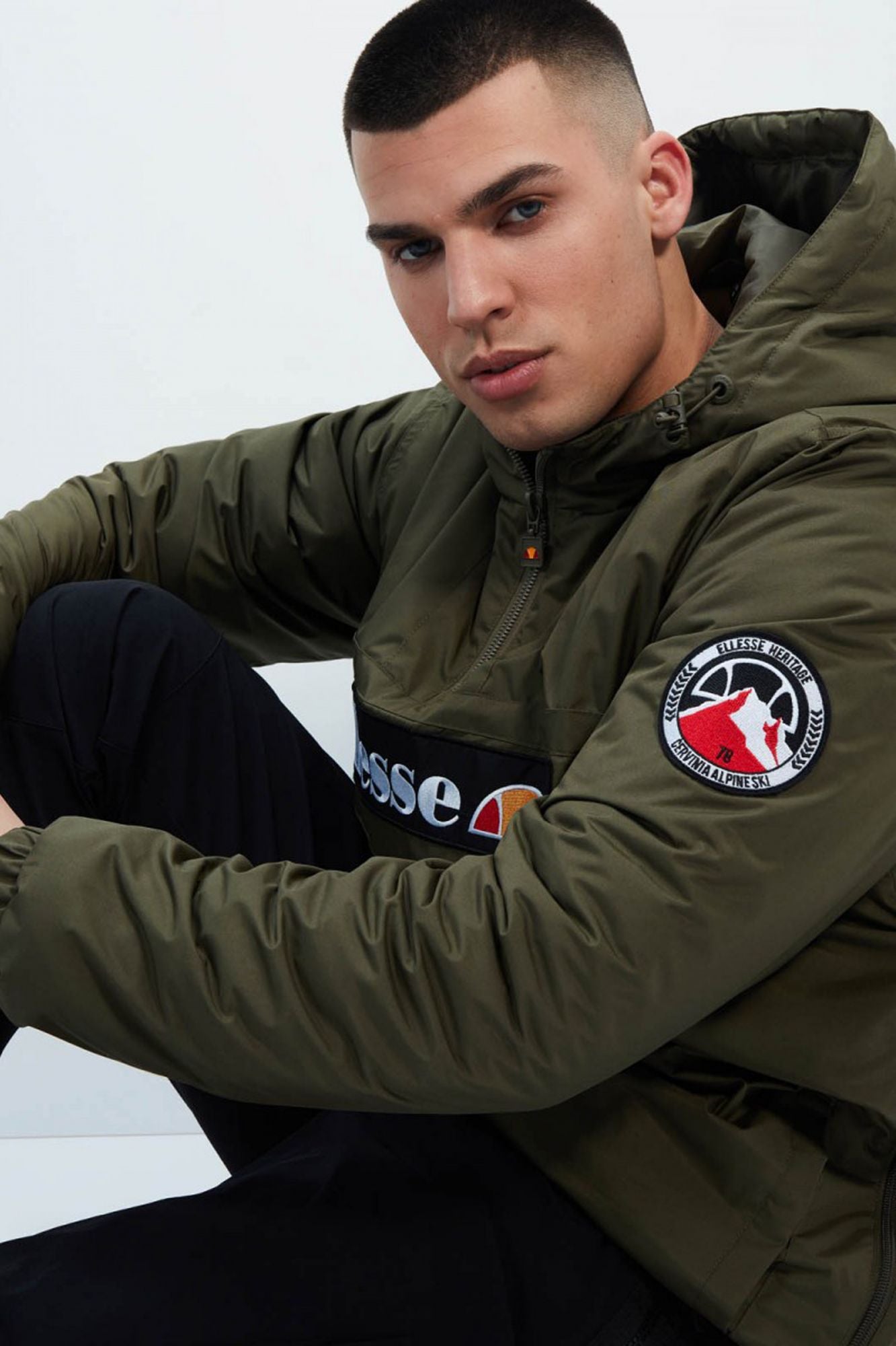 ELLESSE MONTERINI OH JACKET en color VERDE (4)