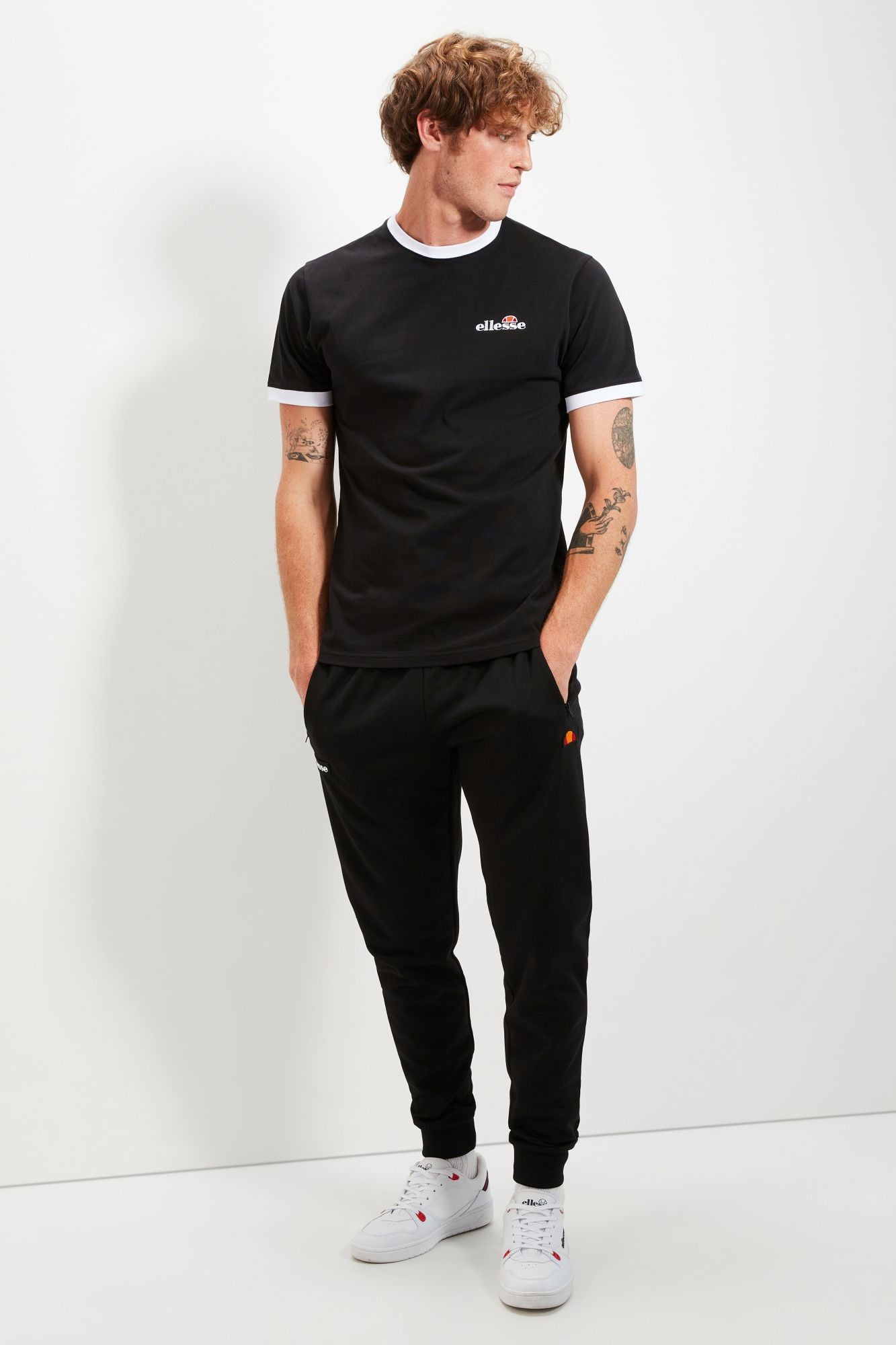 ELLESSE MEDUNO TEE en color NEGRO (4)