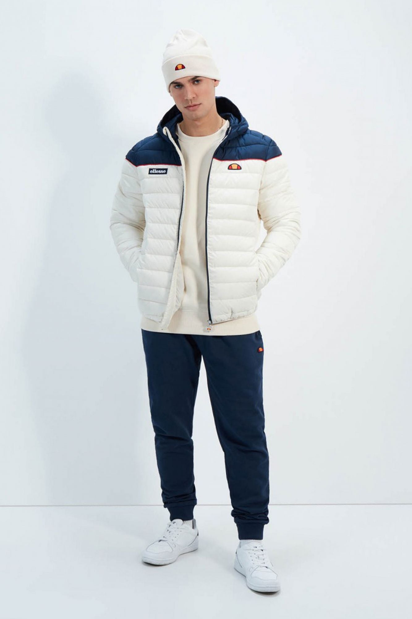 ELLESSE LOMBARDY 2 PADDED JACKET en color BEIS (2)