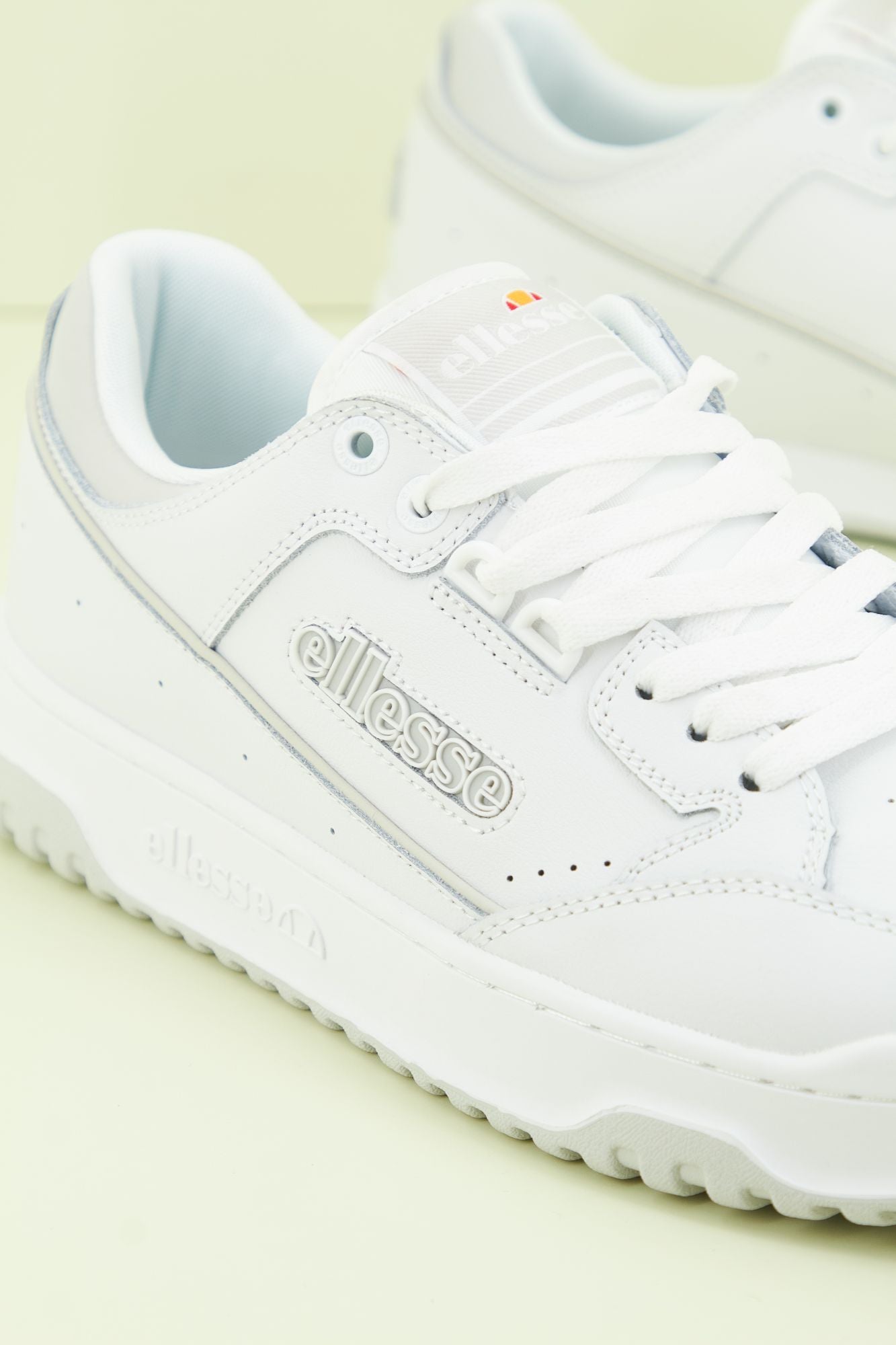 ELLESSE LS987 CUPSOLE en color BLANCO (4)