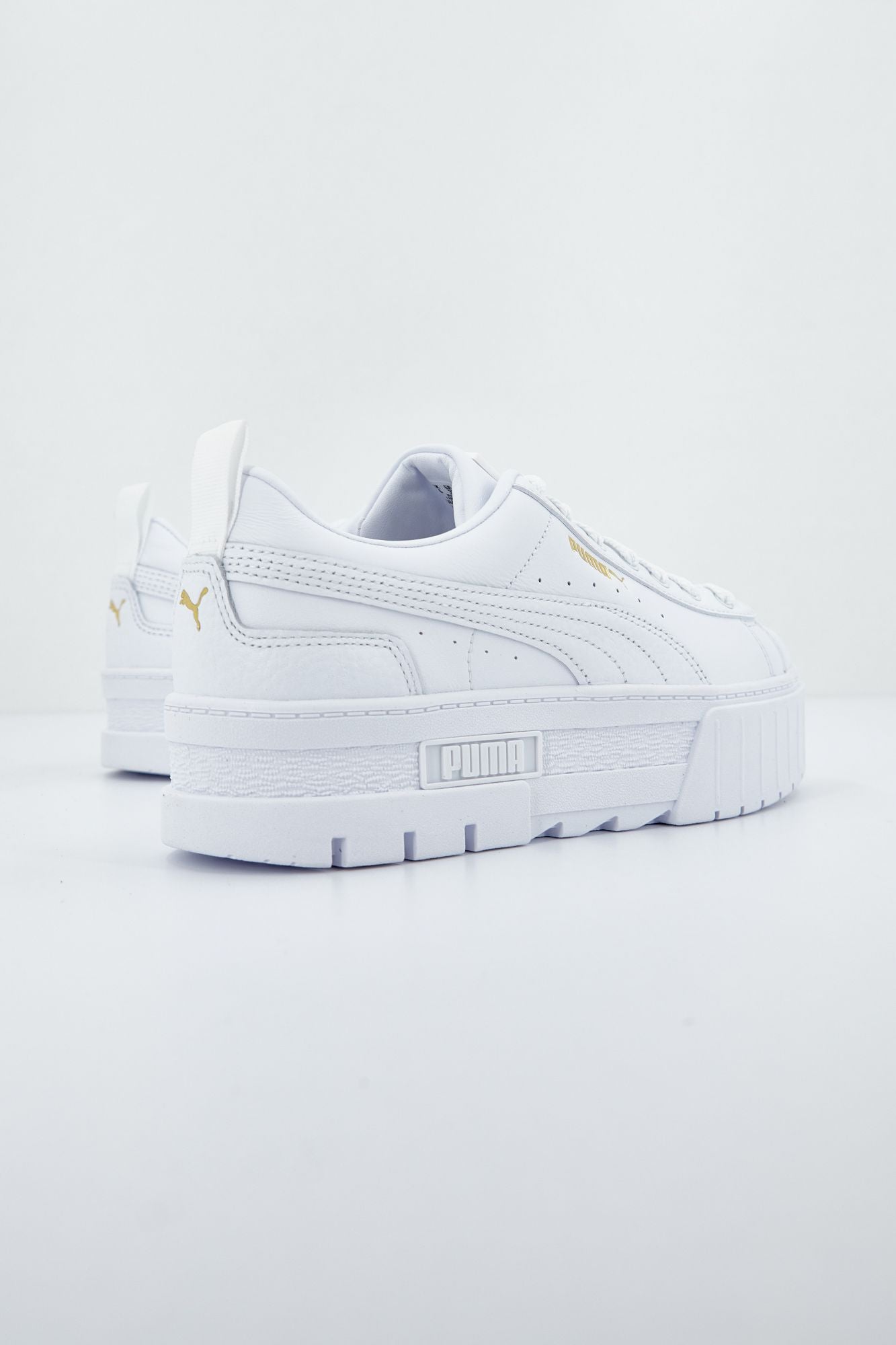 PUMA MAYZE CLASSIC en color BLANCO (3)
