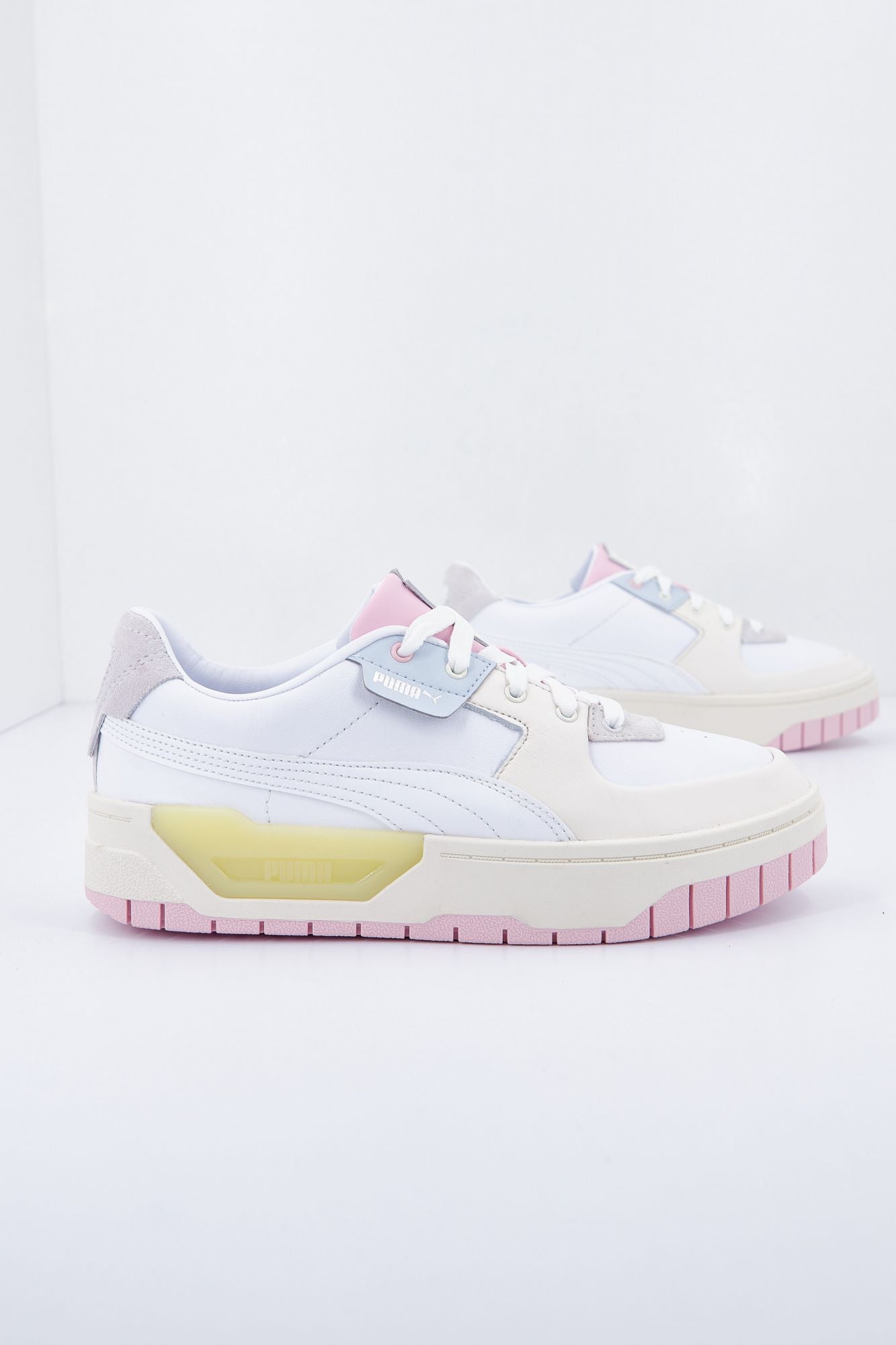 PUMA CALI DREAM en color BLANCO (2)