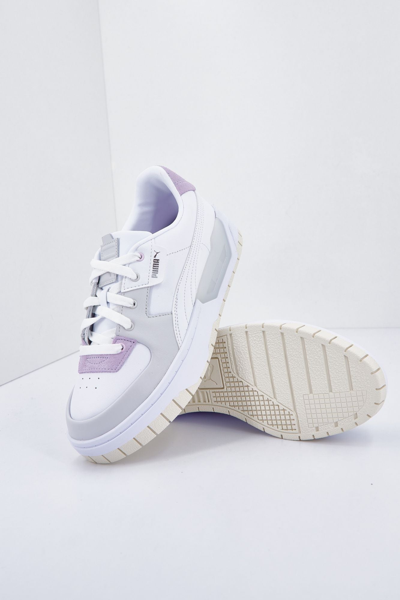 PUMA CALI DREAM en color BLANCO (4)