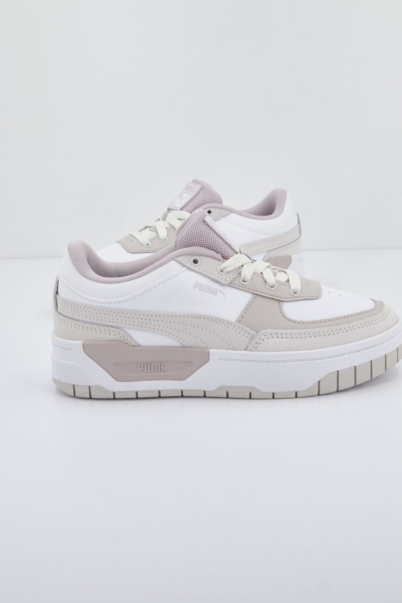 PUMA CALI DREAM PASTEL en color BLANCO (1)