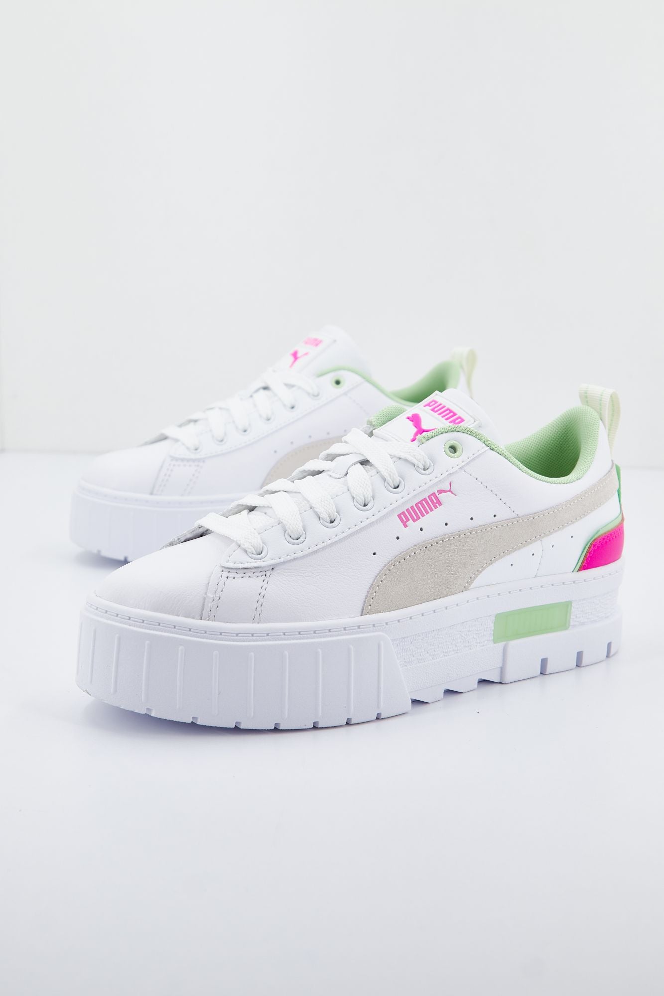 PUMA MAYZE BRIGHTER DAYS en color BLANCO (1)