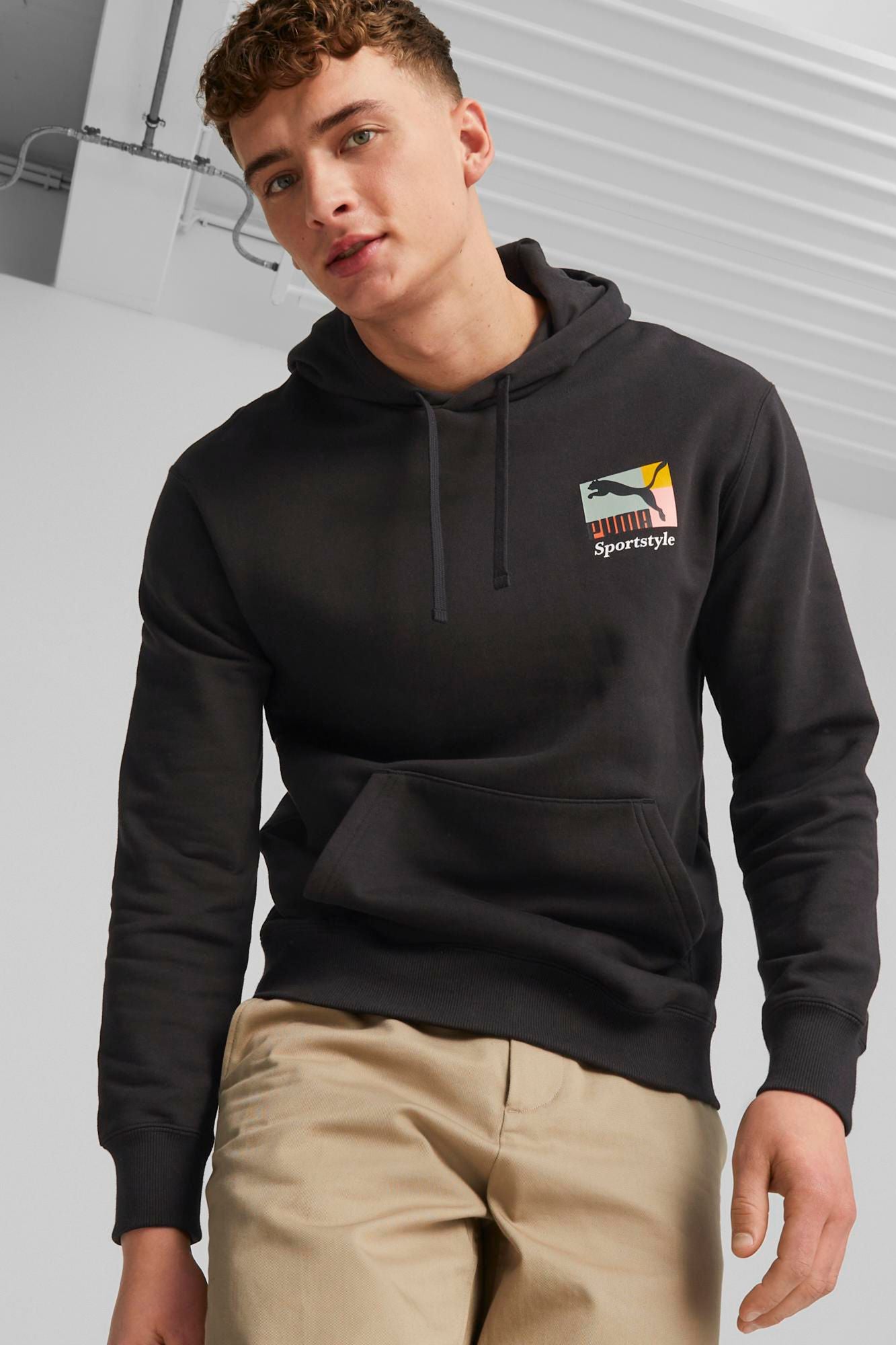 PUMA CLASSICS BRAND LOVE en color NEGRO (1)