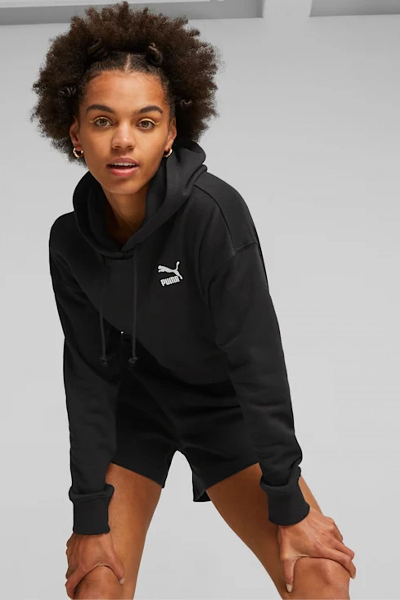 PUMA CROPPED HOO en color NEGRO (1)