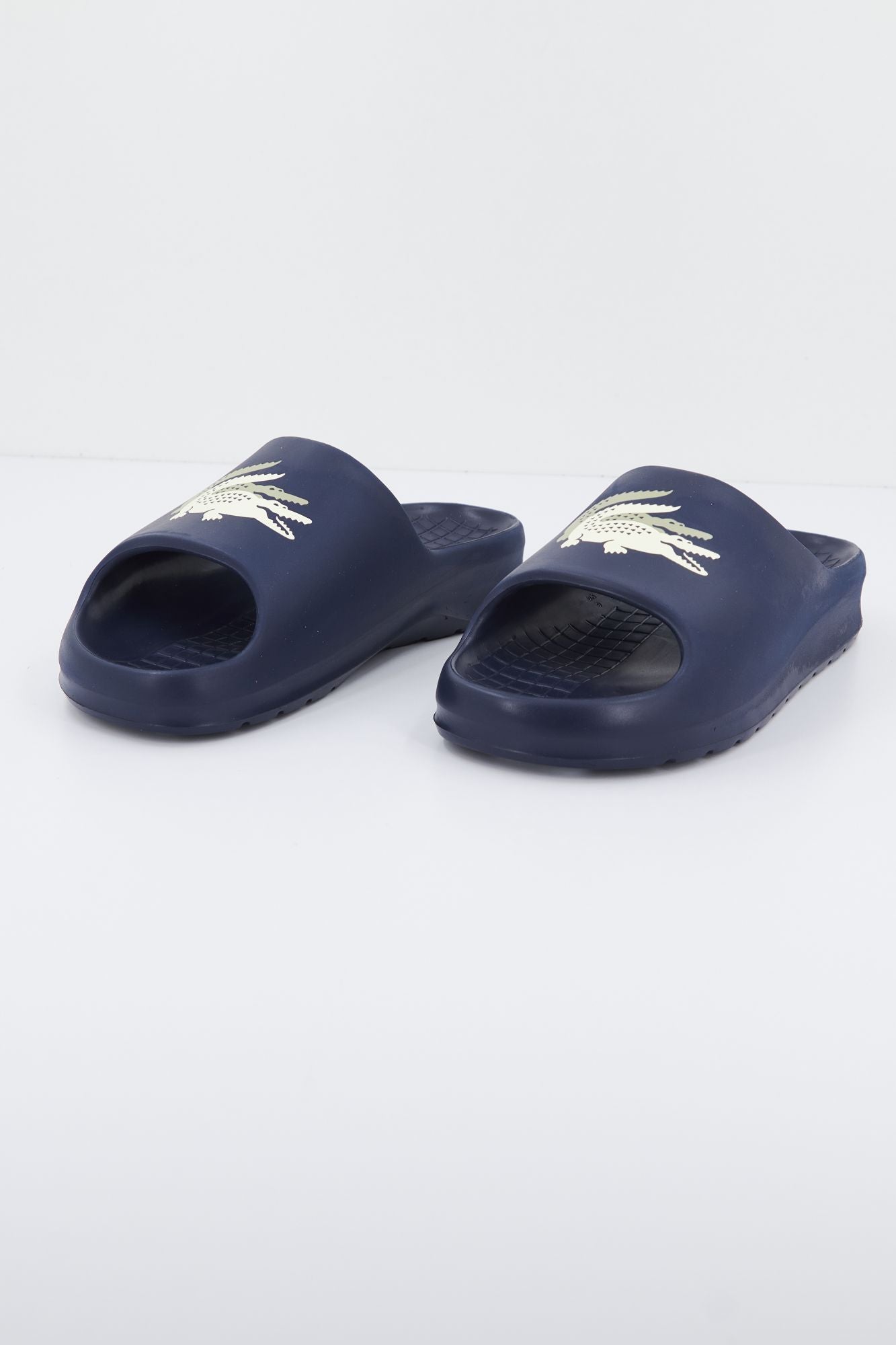 LACOSTE SERVE SLIDE 2.0 123 1 CMA en color AZUL (2)