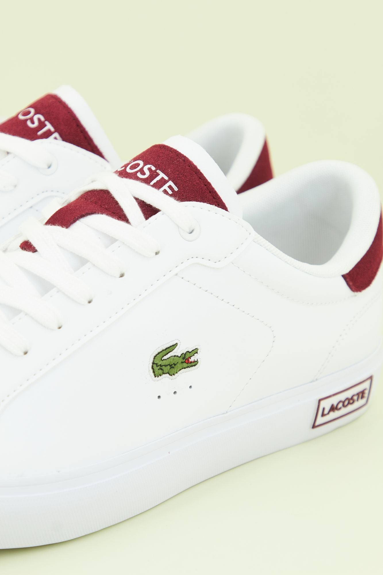 LACOSTE POWERCOURT 223 1 SMA en color BLANCO (4)