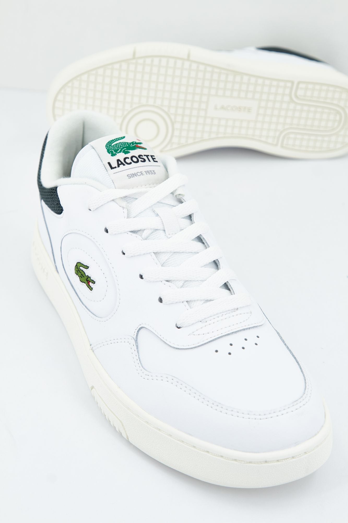 LACOSTE LINESET 223 en color BLANCO (3)