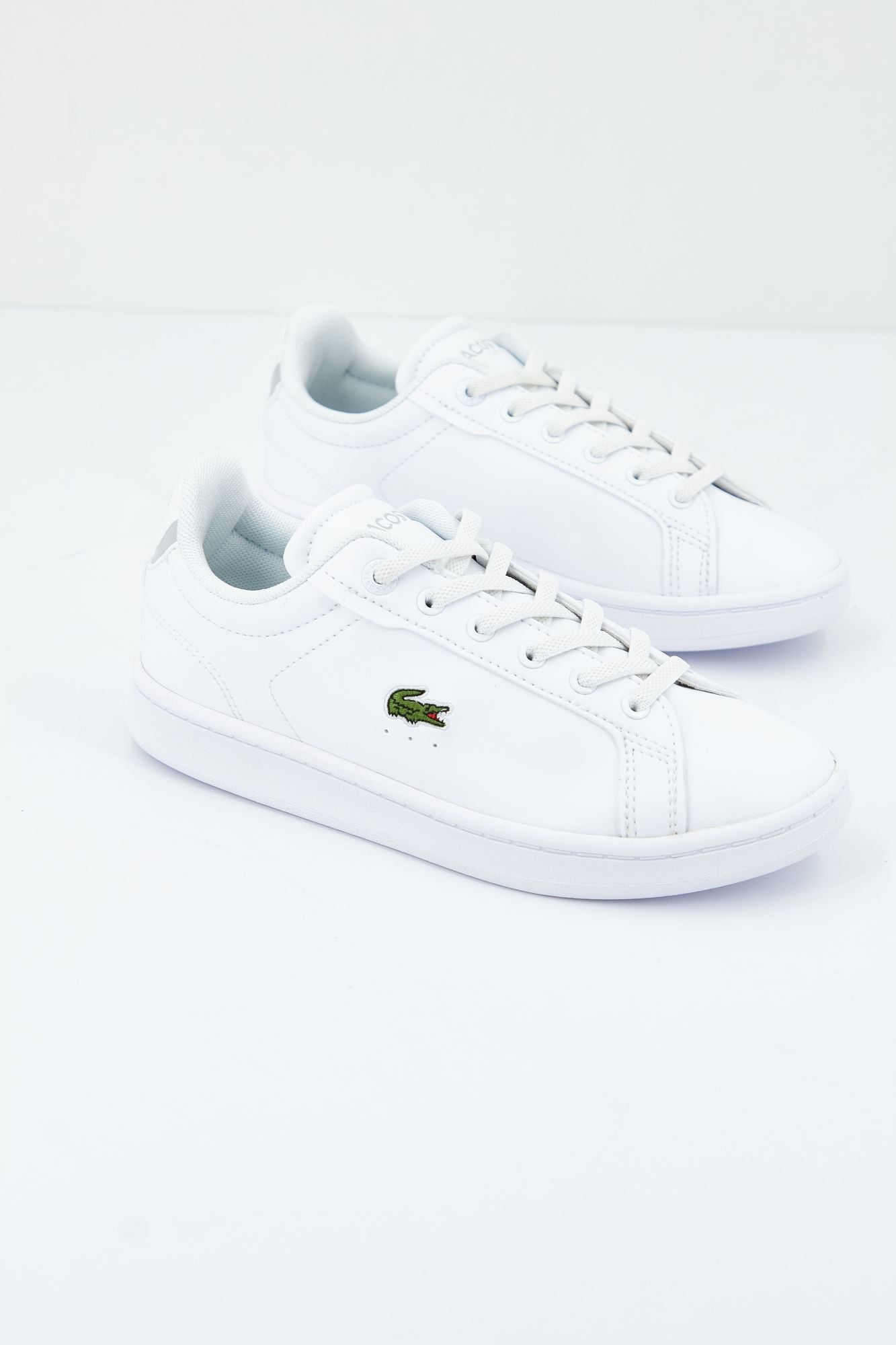 LACOSTE CARNABY PRO 2233 SUC en color BLANCO (1)