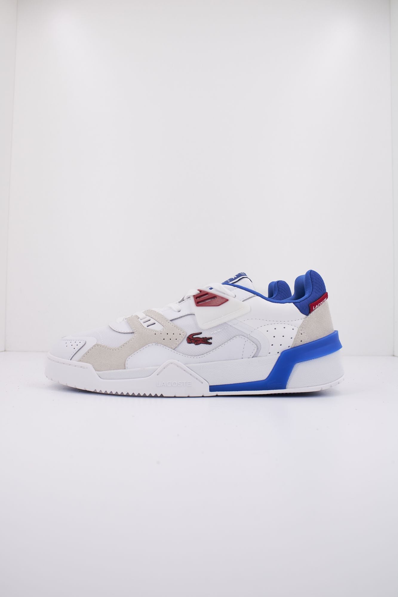 LACOSTE CONTRASTED TONGUE en color BLANCO (1)