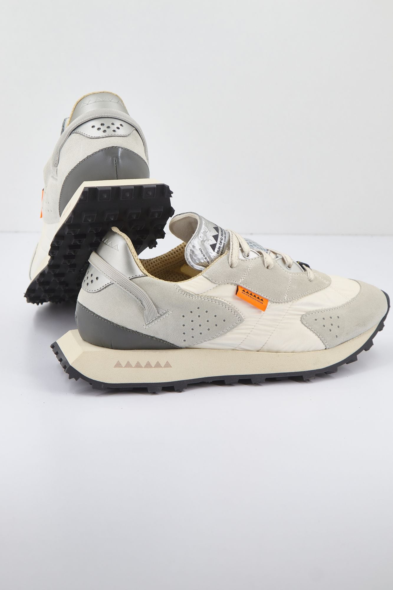 RUN OF PIUMA en color BLANCO (2)