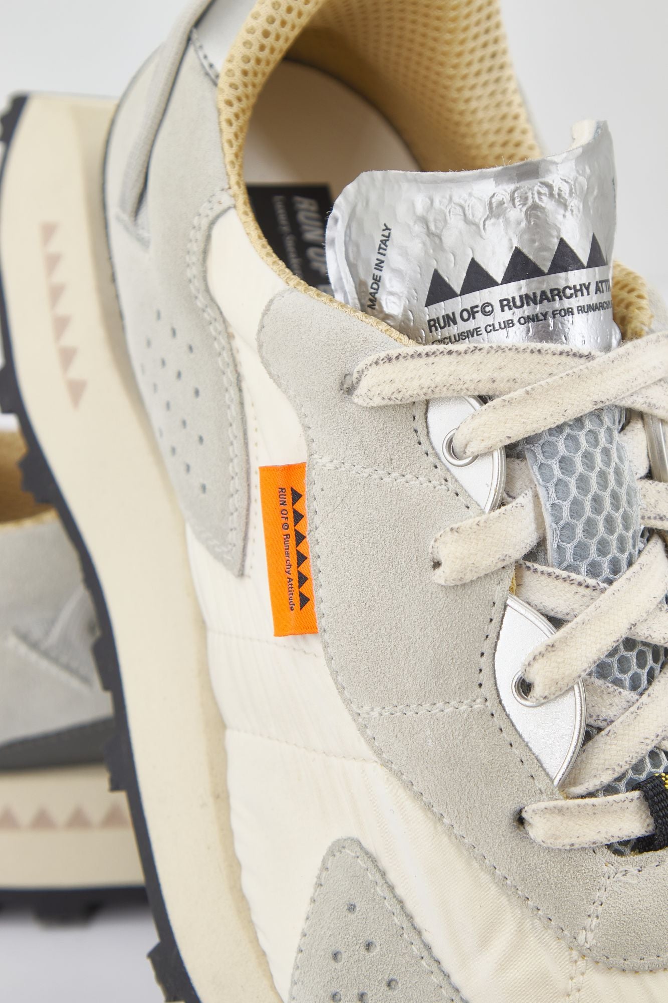 RUN OF PIUMA en color BLANCO (4)