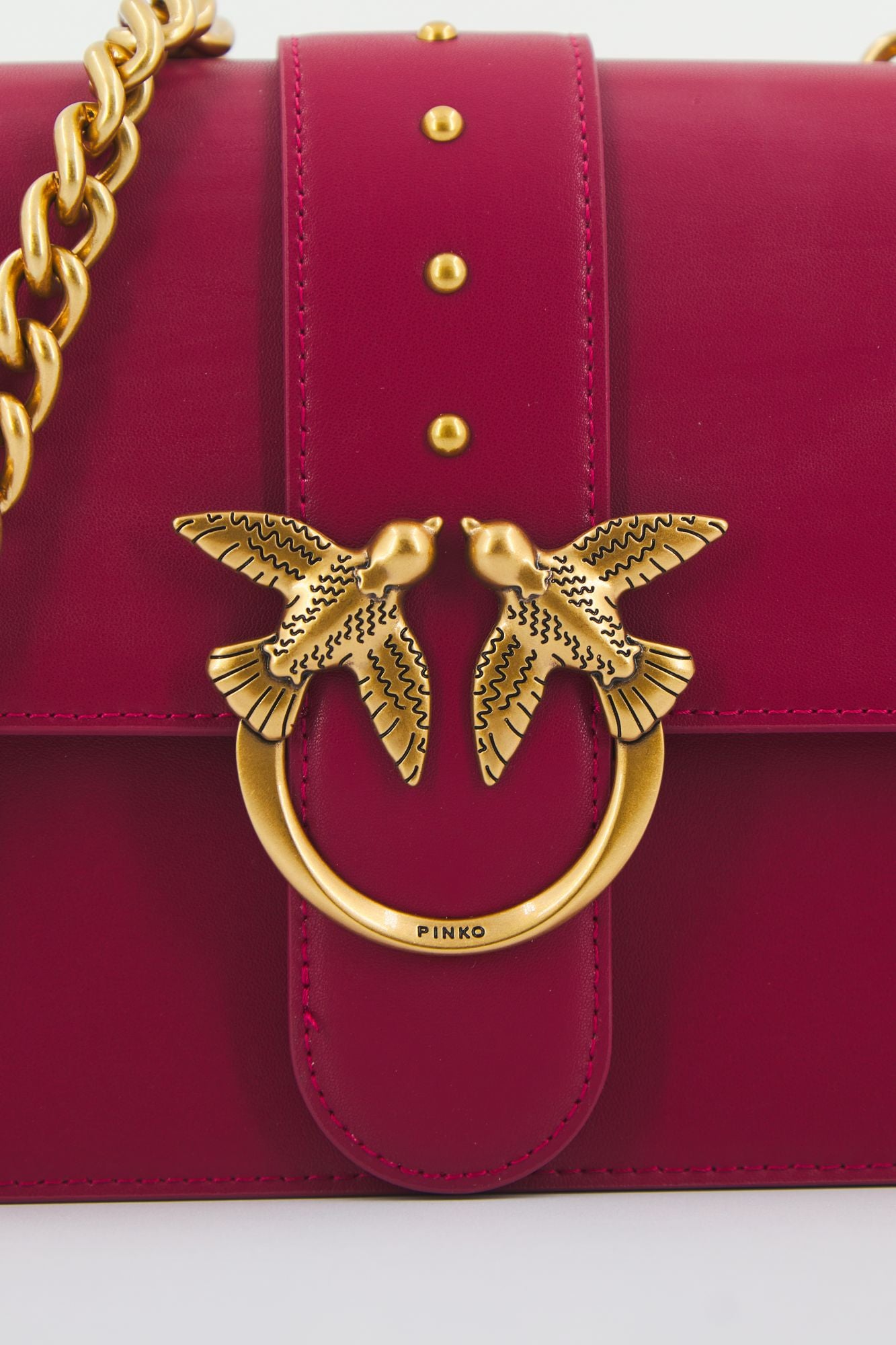 PINKO LOVE ONE CLASSIC C VITE en color BURDEOS (4)
