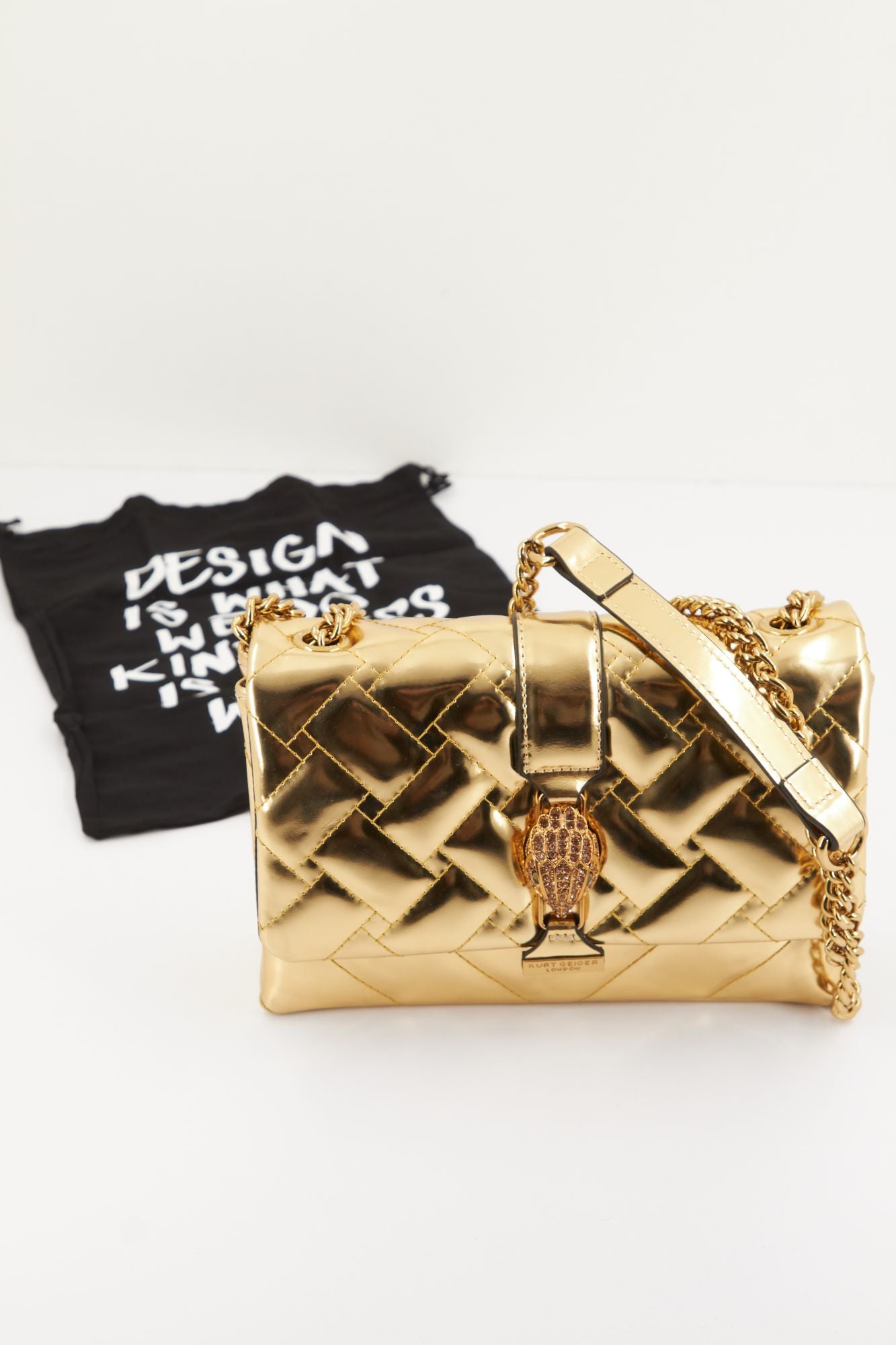 KURT GEIGER LONDON MDHAMPTON CROSS BODY en color ORO (4)