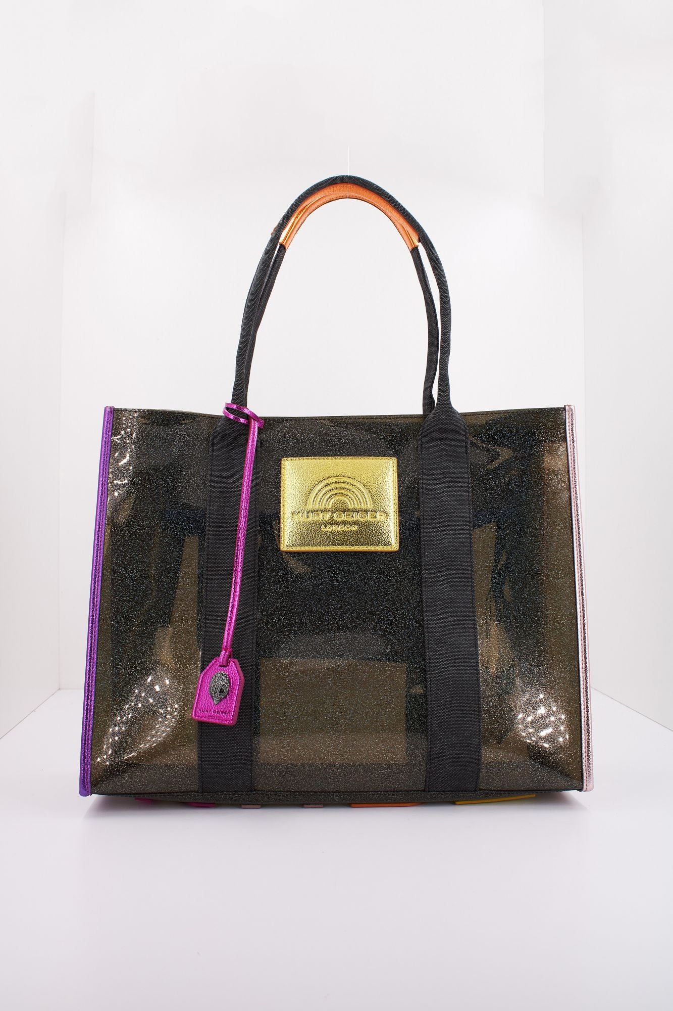 KURT GEIGER LONDON VINYL LG SOUTHBANK TOTE en color NEGRO (1)