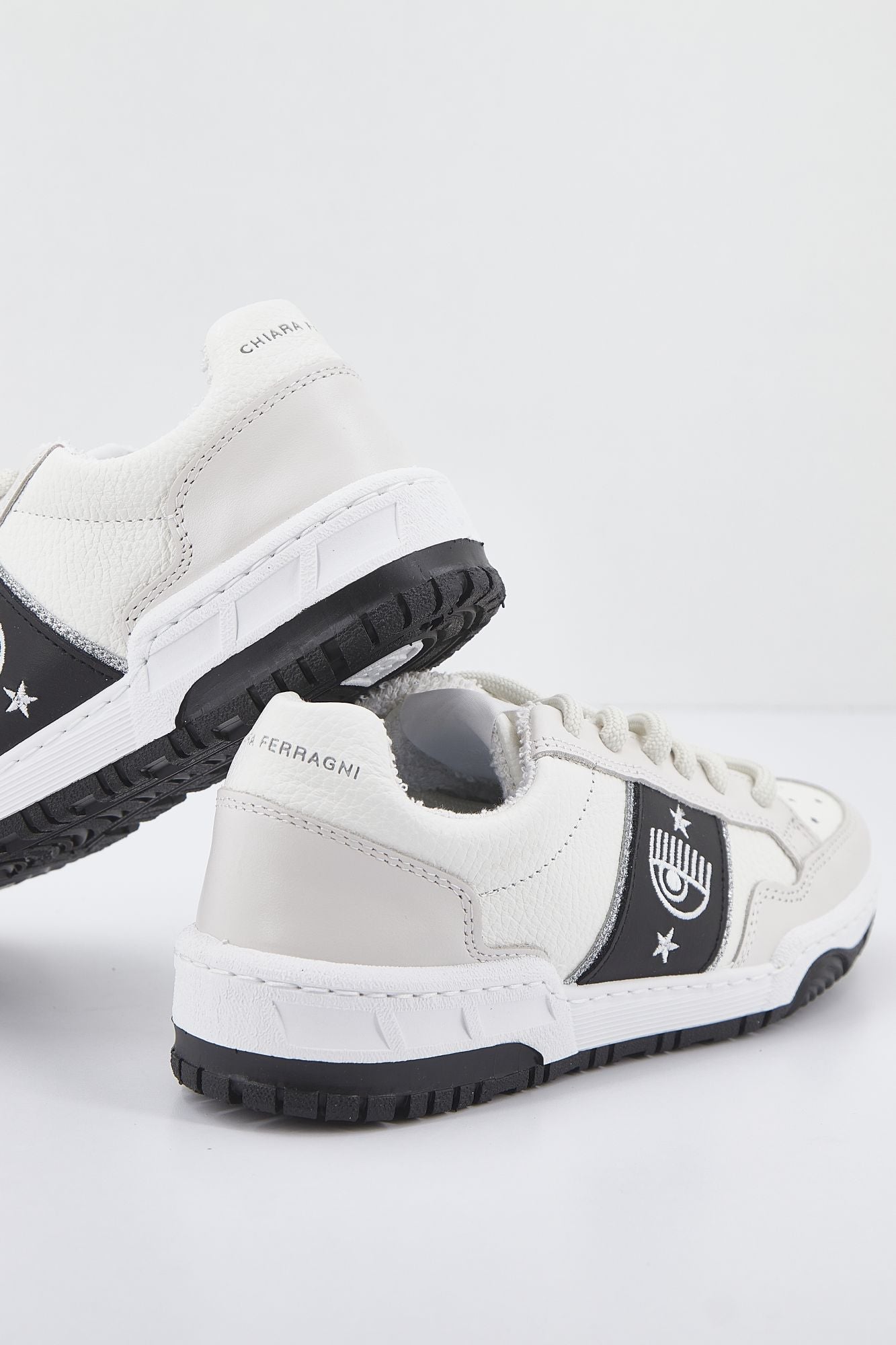 CHIARA FERRAGNI SNEAKERS CF1 en color BLANCO (4)