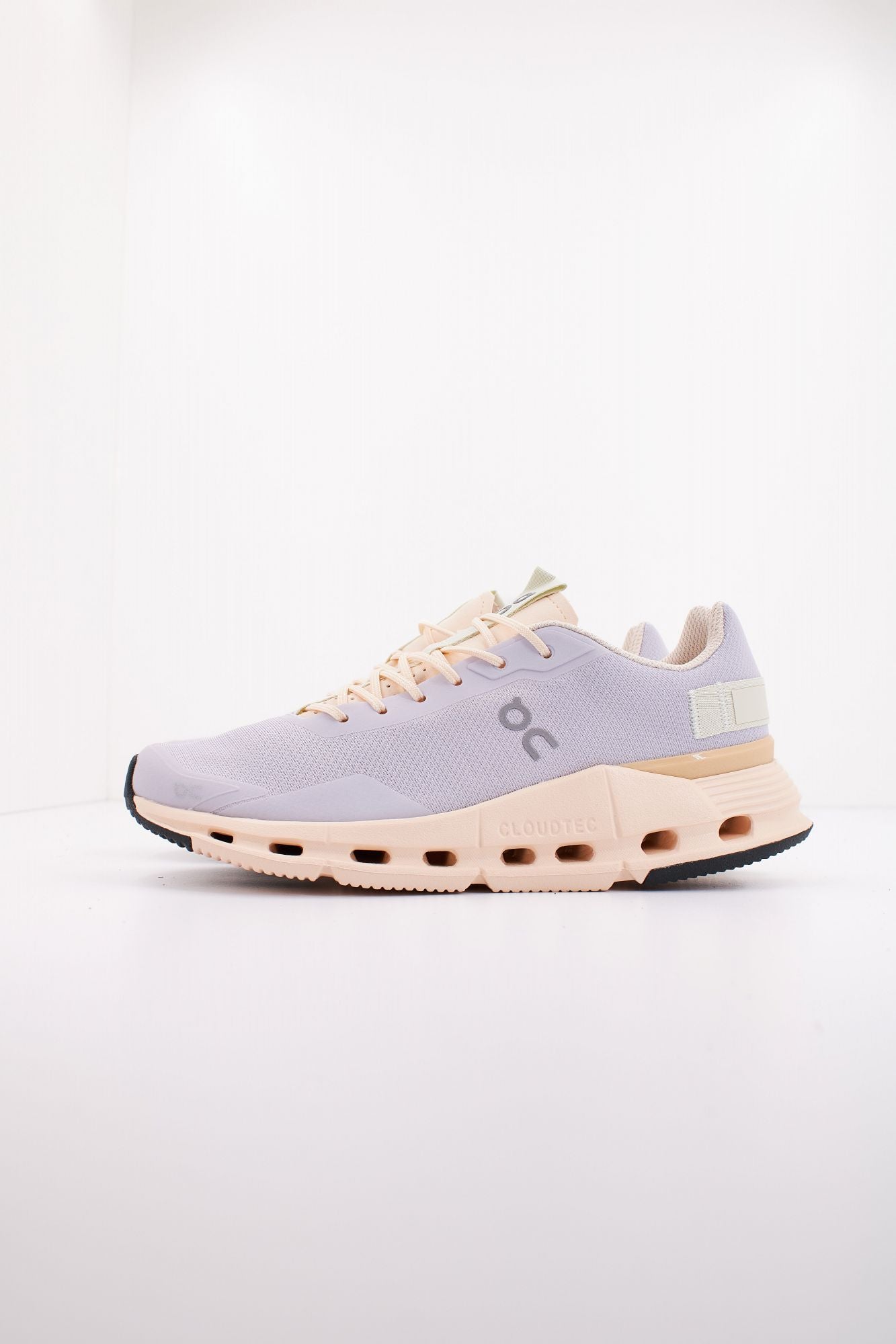 ON RUNNING CLOUDNOVA FORM 1 W en color VIOLETA (1)