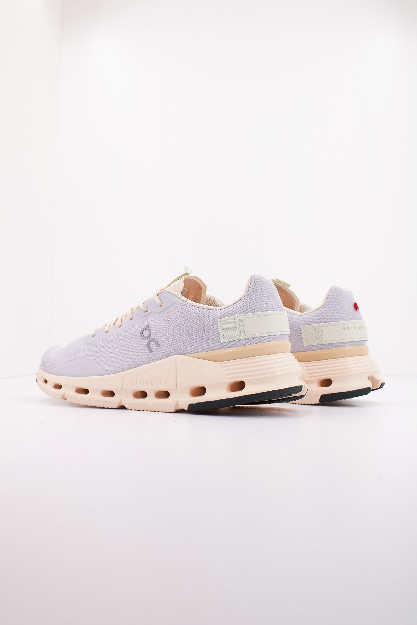 ON RUNNING CLOUDNOVA FORM 1 W en color VIOLETA (3)