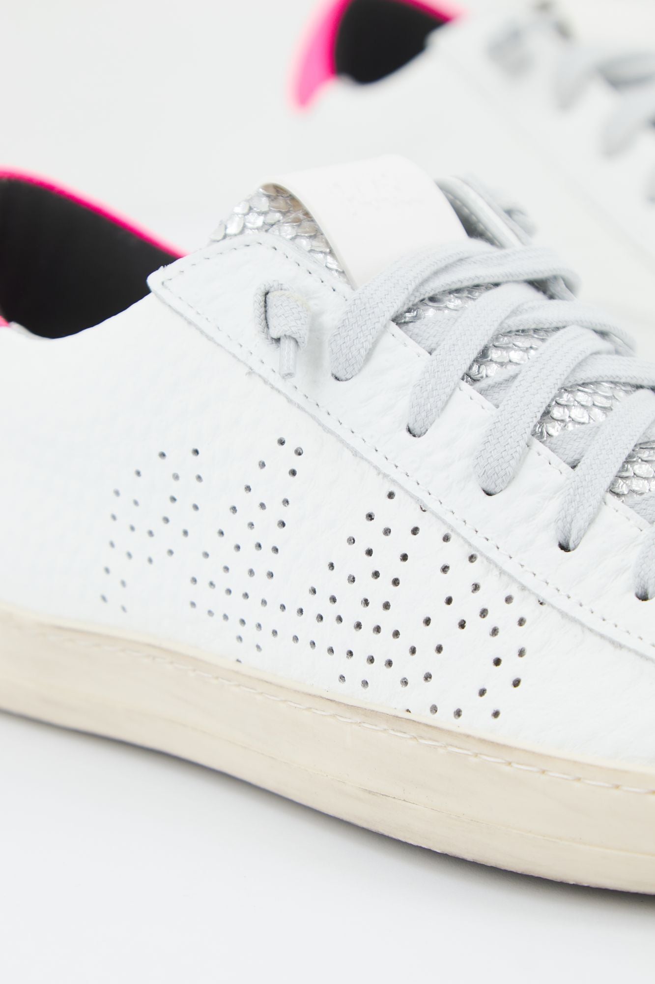 P448 JOHNW en color BLANCO (4)