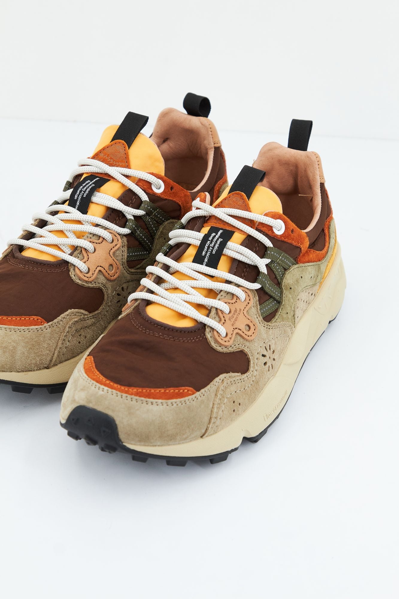 FLOWER MOUNTAIN YAMANO 3 en color MARRON (3)